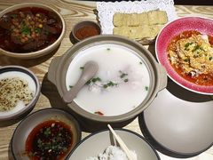-叁煨蹄花·下饭盐帮菜(人民广场店)