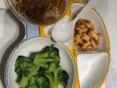 -乔阿马·江南味·驴肉香(龙湖华泾天街店)