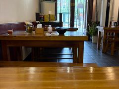 -丽虹云南过桥米线(兴工街店)