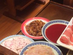 -沸炉重庆老火锅(军事博物馆店)