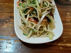 -万和春排骨砂锅米饭(湖北路店)
