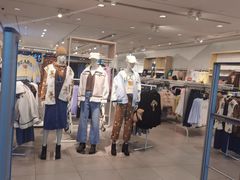 -鸿通城购物中心