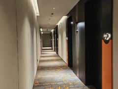 -朵兰达V酒店(成都春熙路太古里国金中心店)