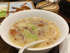 -德信恒隆国际酒店