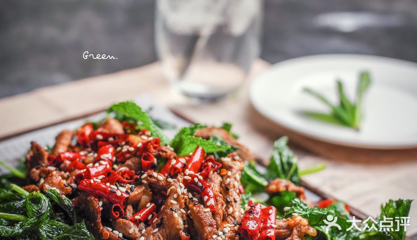 啤酒烧烤的季节