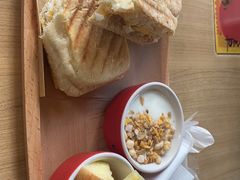 -必胜客(机场路店)