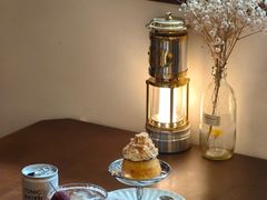 -Café Monson