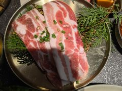 -草家酱蟹炭火烤肉店(珲春南路二店)