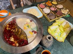 -麻田会 ·鲜活现烹·牛蛙火锅(珠江新城维家思广场店)