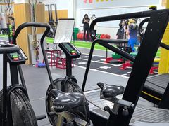 -超菲特健身工作室(晨月店)