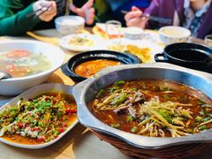 -兔行天下-鸿鹤鲜锅兔(中海国际店)