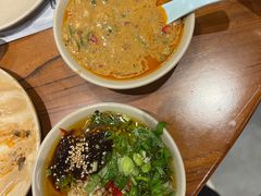 -东巴婆婆云南鱼豆花火锅(大东门店)