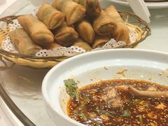 春卷-天外天美食广场(哈尔滨路店)