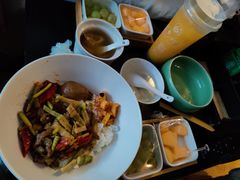-金色印象·4K影院式足体养生(杨家坪西郊店)