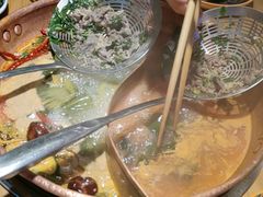 -洱火云南酸菜牛肉火锅(石景山当代商城店)