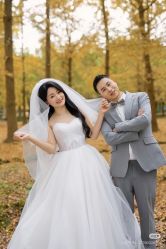 -喜爱高定婚纱摄影