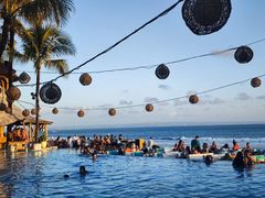 -FINNS Beach Club