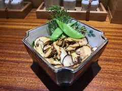 -信日本料理(信义坊店)