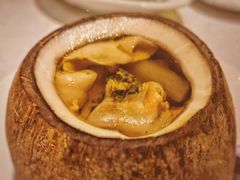 椰子八宝鸡汤-闻见中国海南菜(K11店)