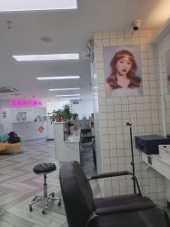 -米娜护肤造型