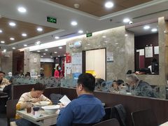 大堂-康师傅私房牛肉面(北京南站店)