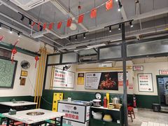 -晓彭肥肠鸡·泡椒鸡火锅(水木天地店)