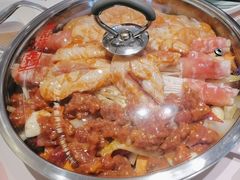 -黄记煌三汁焖锅(新佳丽江汉路店)