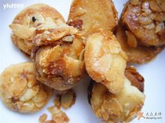 杏仁饼-上海哈尔滨食品厂(汇联商厦店)