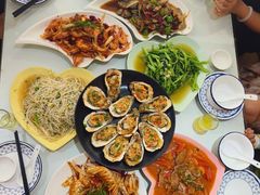 -覃记海鲜美食餐厅