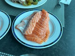 -亚洲国际大酒店·云顶阁旋转自助餐厅