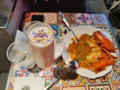 石榴味饮料-LESCEDARS Brasserie Bistro香柏树