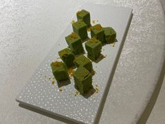 -梅龙镇酒家(南京西路总店)