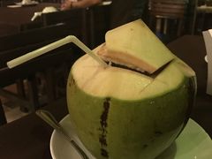 椰子-月满港海鲜酒家