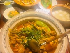 -魏铭鱼头捞饭(晋阳路店)