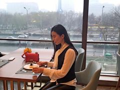 靠窗位-济南香格里拉·咖啡泉自助餐厅