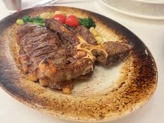 -华凌牛庄西餐厅(乌鲁木齐华凌美爵大饭店)