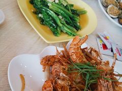 -覃记海鲜美食餐厅