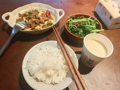 -麽麽家•爆炒牛肉饭(景瑞时光里店)