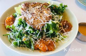 Grilled Chicken and Pumpkin Salad