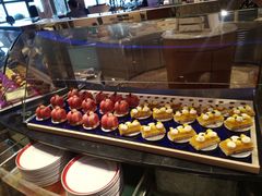 -咖啡苑自助餐厅·中国大饭店