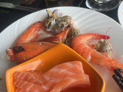 -宝利来国际大酒店-凤凰阁旋转餐厅