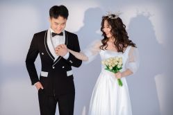 -秦皇岛我和你婚纱摄影工作室