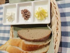 餐前面包-Paulaner·德国帕拉娜自酿啤酒餐厅(海上世界店)