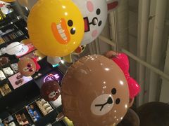 -LINE FRIENDS Garosu-gil Flagship Store