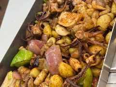 -老东镇啤酒屋海鲜加工·蒸汽海鲜·海鲜烧烤(台东店)