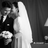 黑白婚纱照，告诉你爱情里的甜蜜 据说