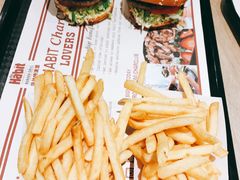 -The Habit Burger Grill 哈比特汉堡(爱琴海店)