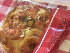 -红宝石·鲜奶小方·海派西点房(丰庄店)