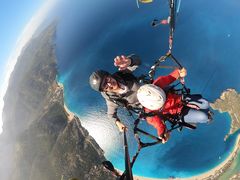 -费特希耶滑翔伞