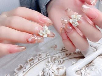 复古黄铜小珍珠美甲 要问这两个月
